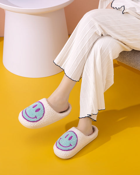 Melody Smiley Face Slippers - Opulent Empire