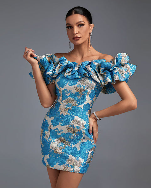 Elegant Short Sexy Dress with Overlapping Sleeves and Pleated Skirts