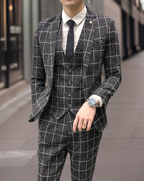 Xander™ | Deluxe Slim-Fit Three-Piece Suit