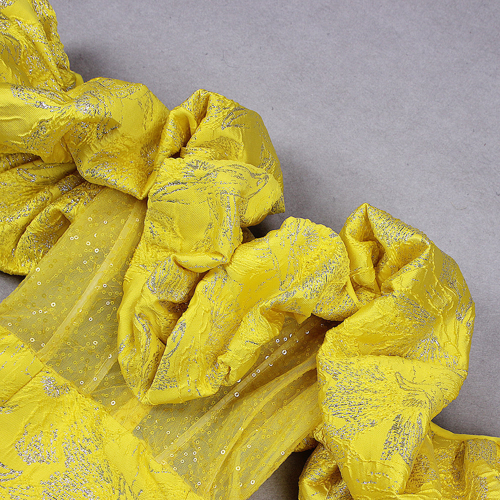 Sleeveless Midi Bodycon Dress with Pleats and Open Back for an Elegant Look