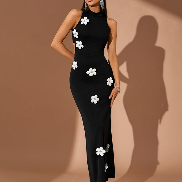 White Flowers Details Bodycon Maxi Dress