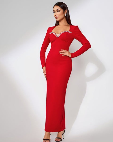 Elegant long dress with rhinestone stripes for a glamorous and sophisticated look