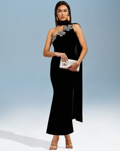 Elegant off-the-shoulder mermaid dress with bandage belt