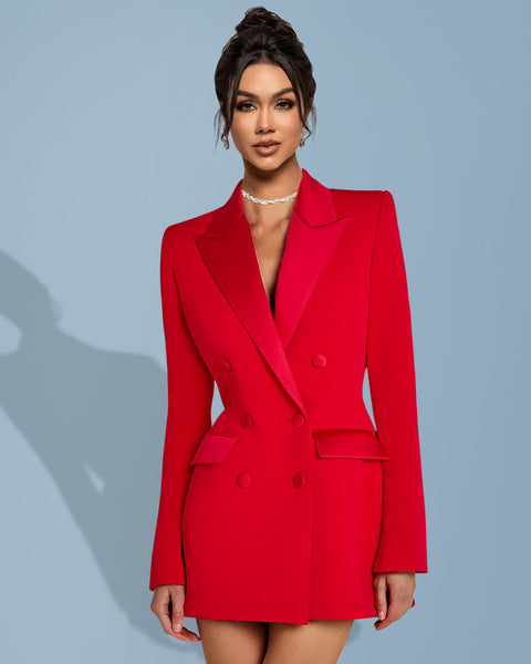 Colorful low-cut dress ideal for daily wear