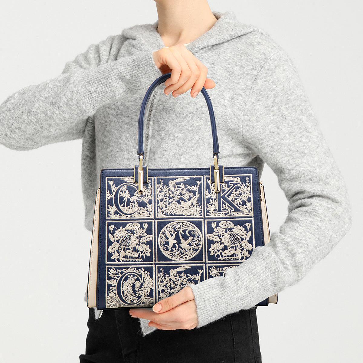 Havilah Embroidery Medium Tote Bag - Opulent Empire