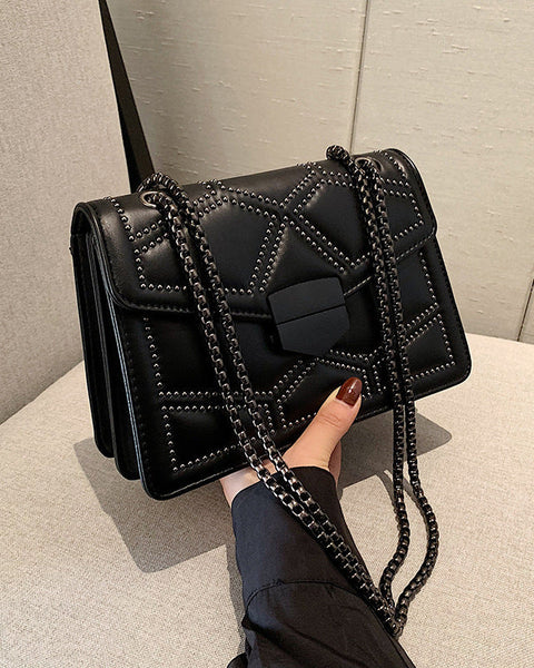 Modish Quilted Shoulder Bag - Opulent Empire