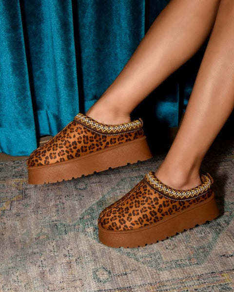 WILD DIVA Embroidered Trim Round Toe Platform Boots - Opulent Empire