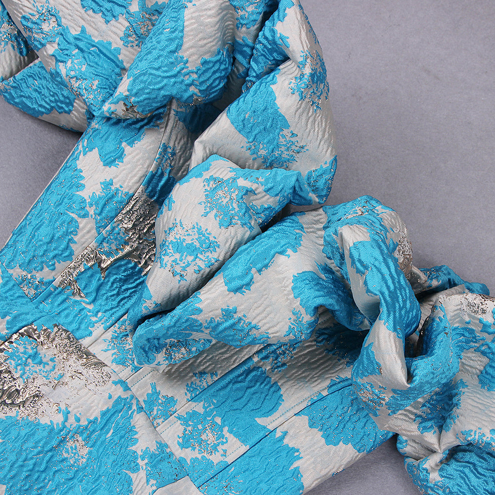 Sleeveless Midi Bodycon Dress with Pleats and Open Back for an Elegant Look