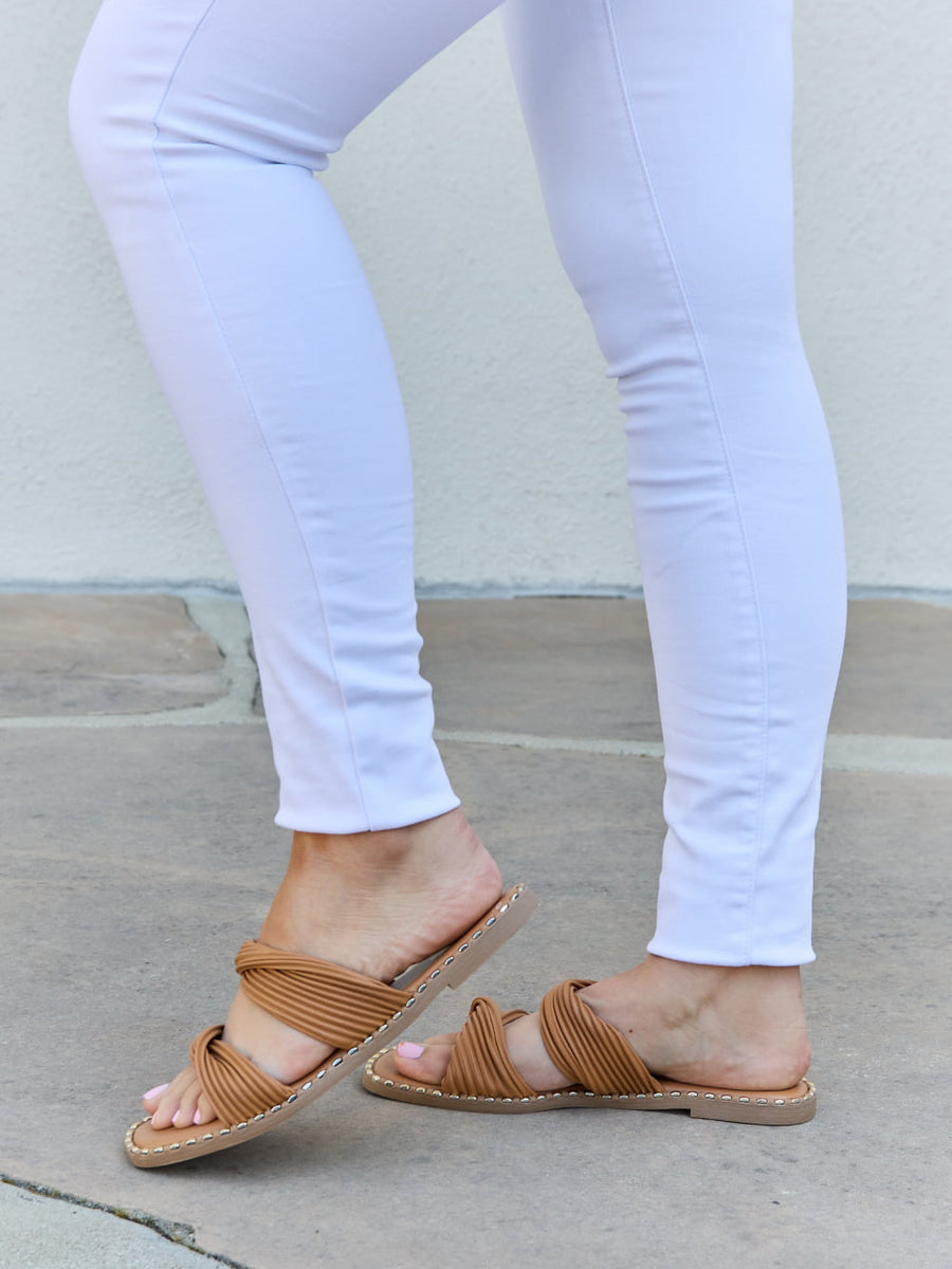 Qupid Summertime Fine Double Strap Twist Sandals - Opulent Empire