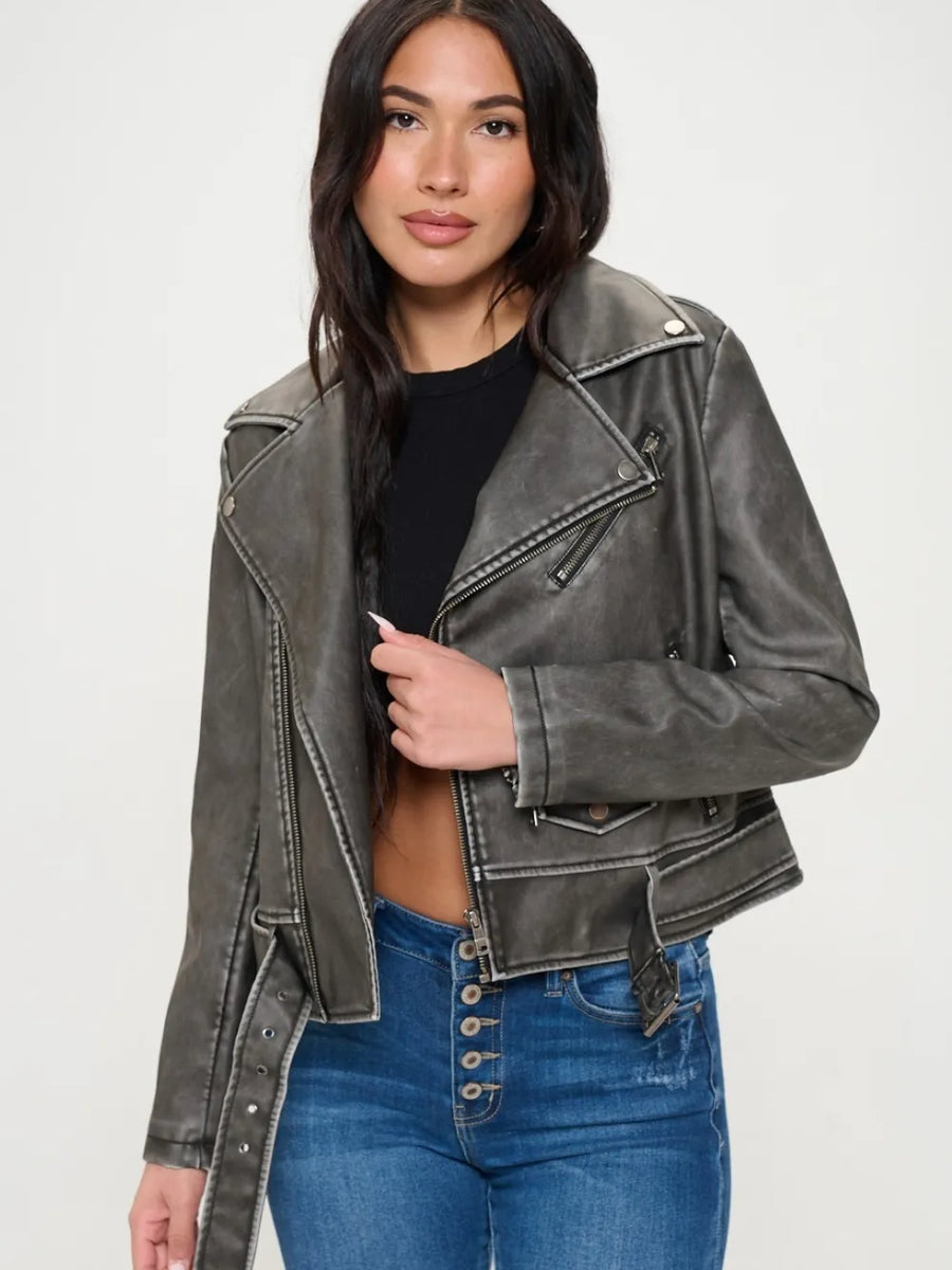 062ef2e6-562e-45a3-98b5-d4f3dda6261d-Max