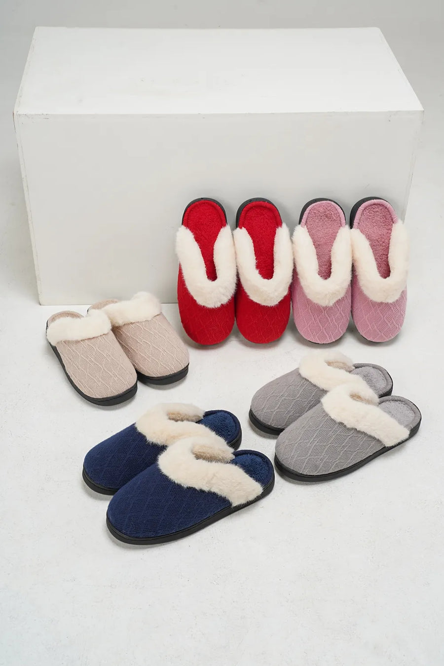 Arden Fiorenza — Thermal Faux Fur Round Toe Slippers Fashion Footwear