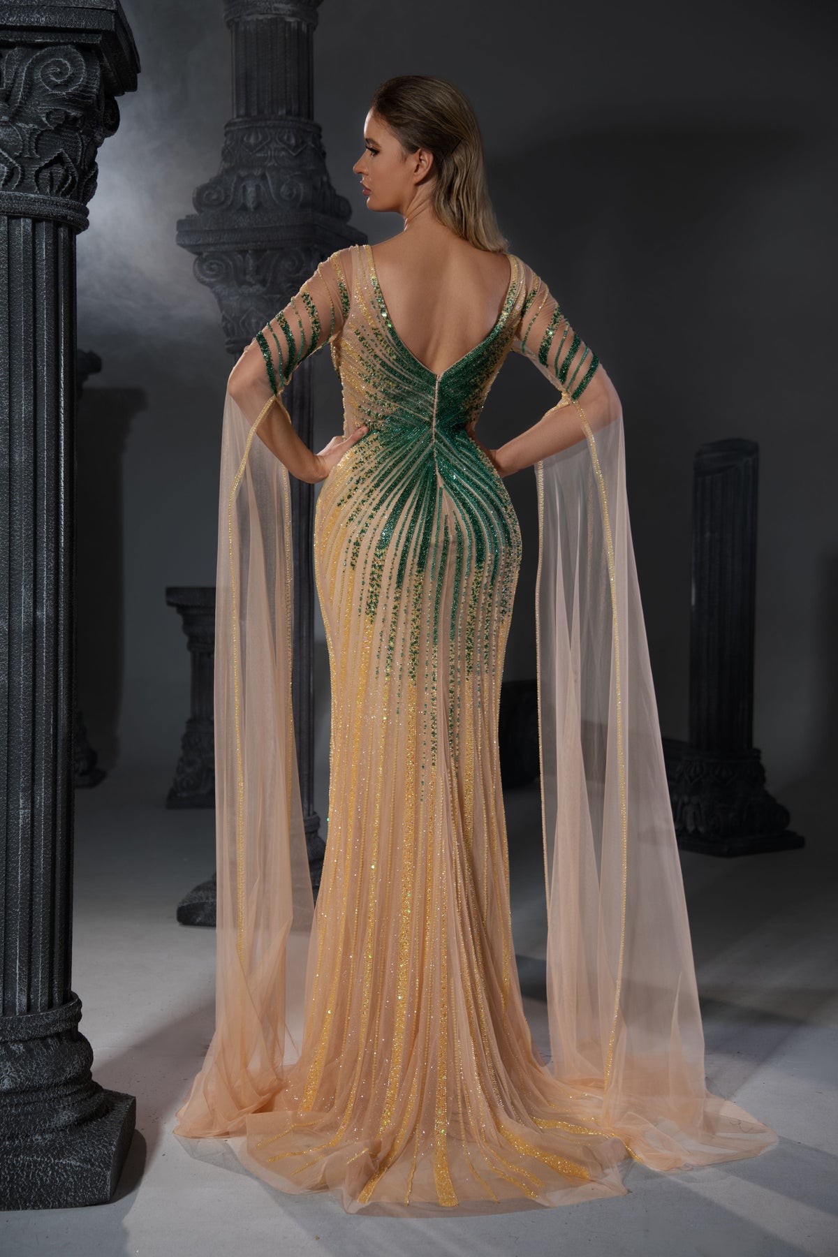 Cressida Laurent — Gown Style HM031, alternate view 4