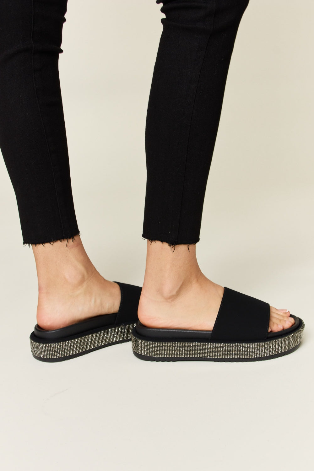 Monroe Beaumont — Forever Link Open Toe Rhinestone Platform Sandals Black Fashion Footwear, alternate view 4