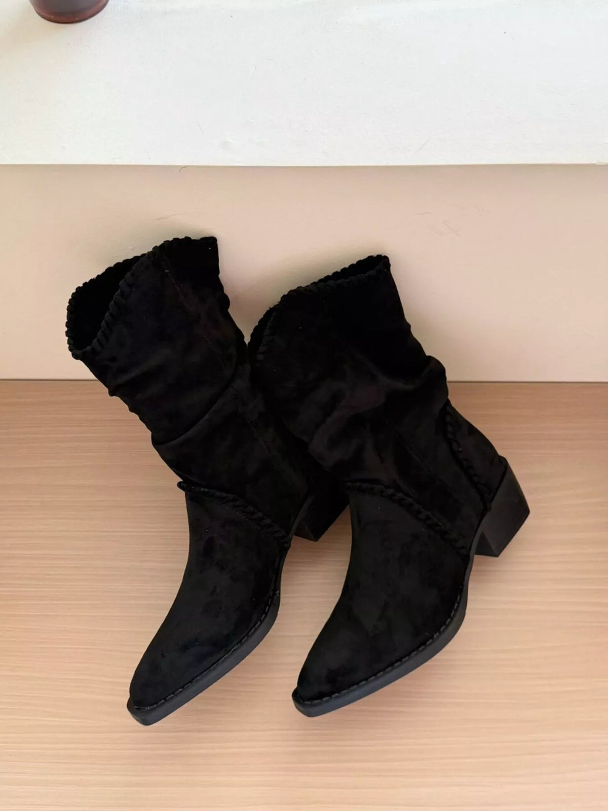 Lior Bellini — Point Toe Block Heels Boots Black Fashion Footwear, alternate view 2