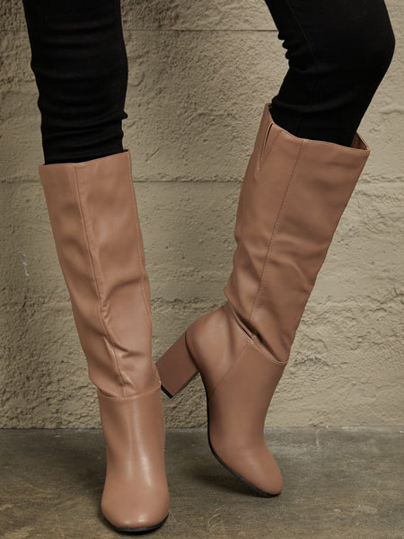 0d5524b8524c4bcc85794e5831dfc6a3-Max