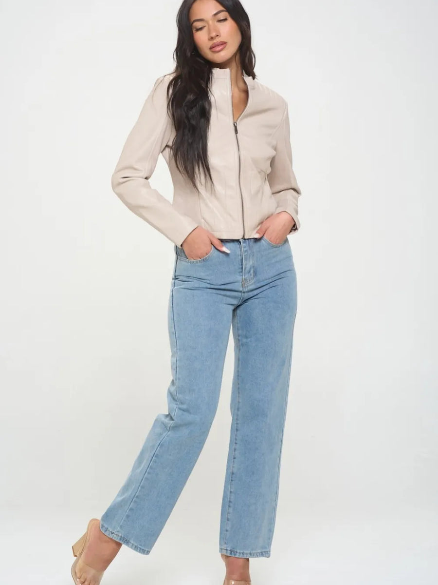 140c7820-5d06-47cd-86f7-d3afd466f52d-Max