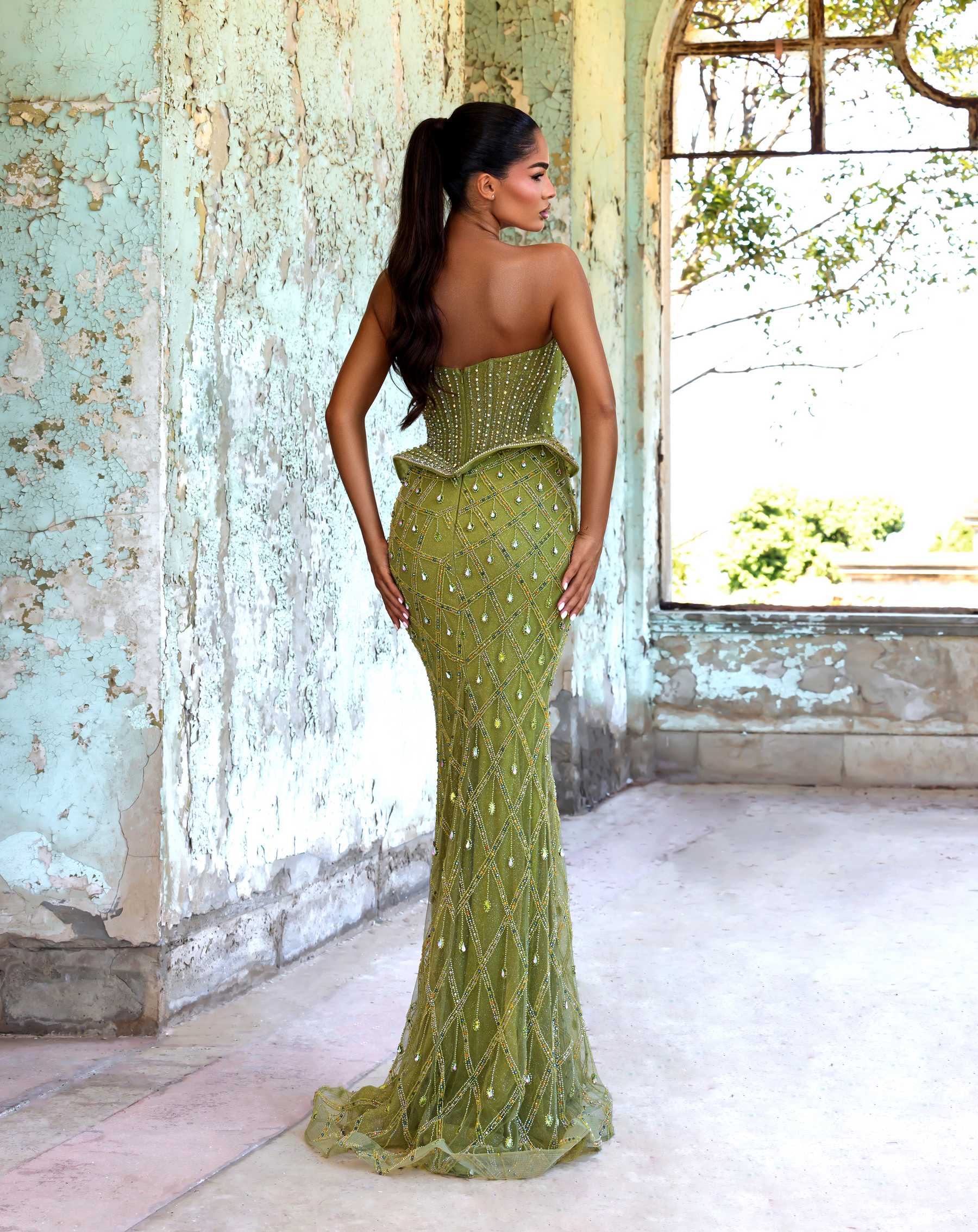 Magnolia Moreau — Formal Evening Gown, alternate view 5