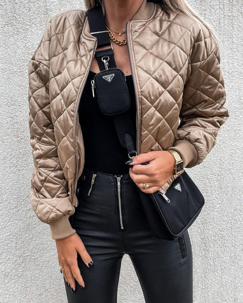 Women's Short Zip Closure Quilted Jacket