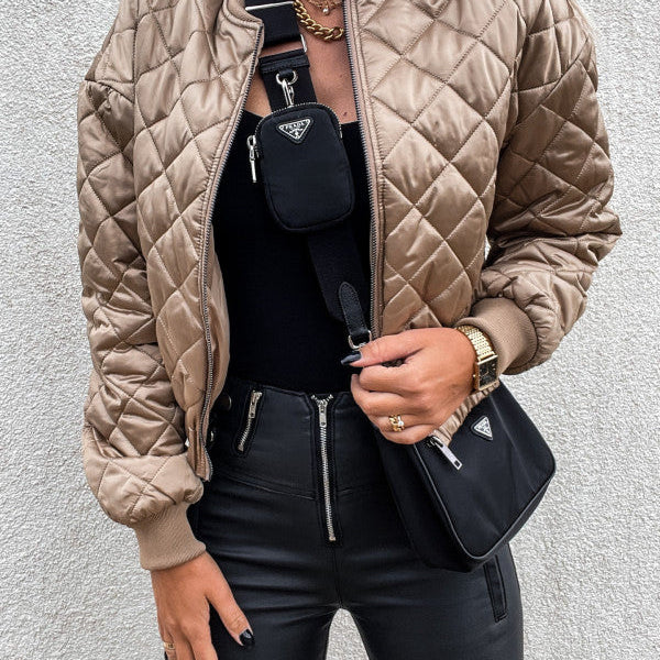 Women's Short Zip Closure Quilted Jacket