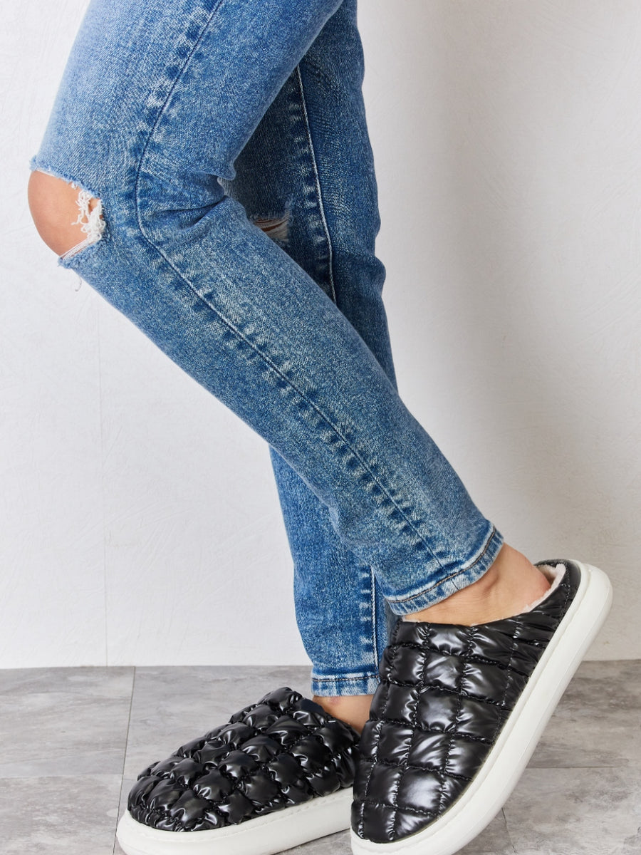 Melody Puffer Plush Slippers - Opulent Empire
