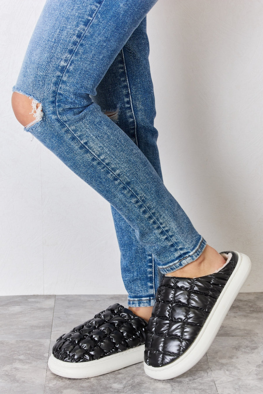 Emery Laurent — Melody Puffer Plush Slippers Black Fashion Footwear, alternate view 2
