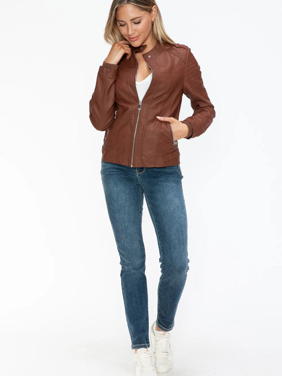 1ef2f4e3-ff2a-4809-817c-090b43fc79f8-Max