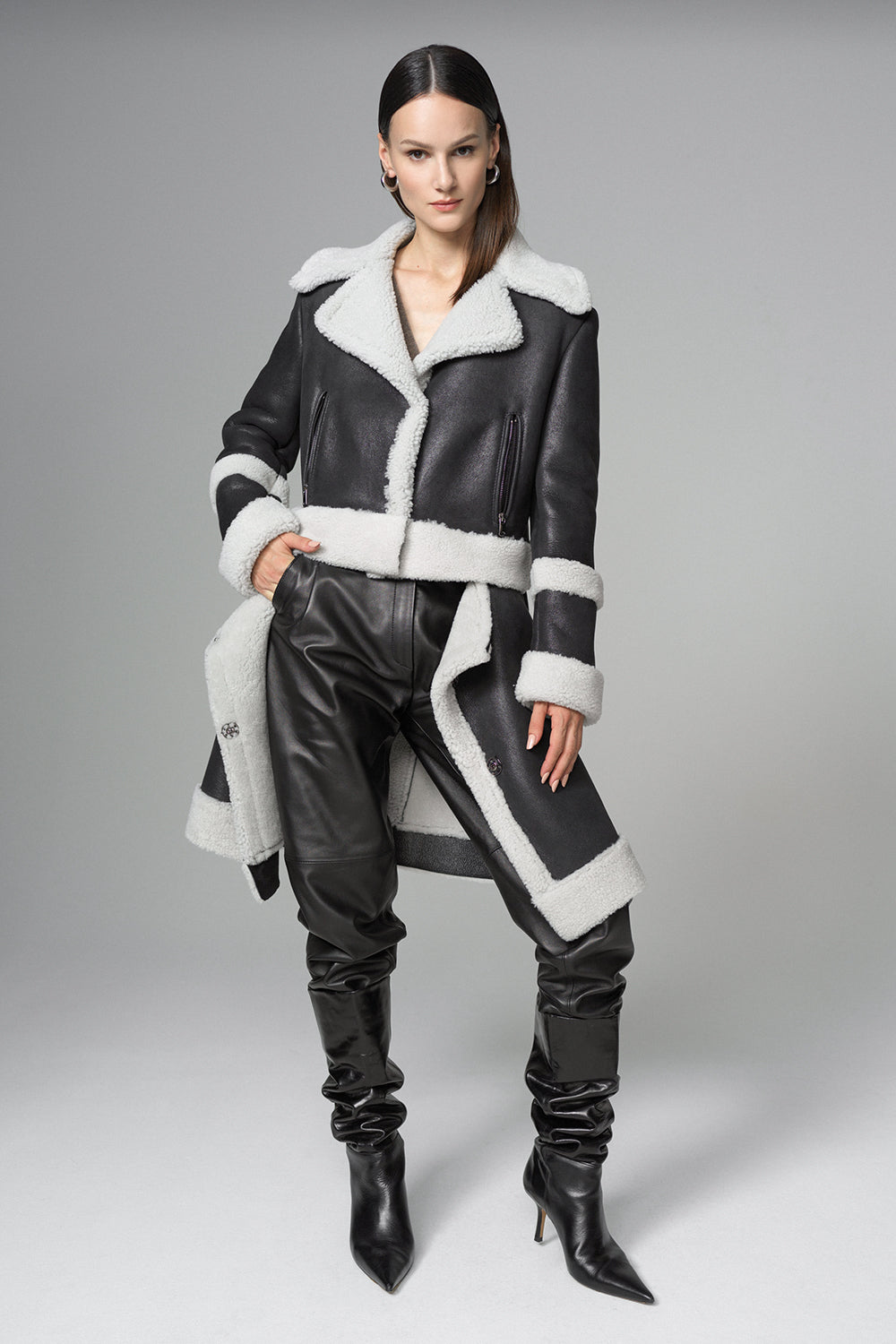 Xanthe Rivière — 2-in-1 Black Shearling Fur Overcoat Black Women's Coat or Jacket, alternate view 3