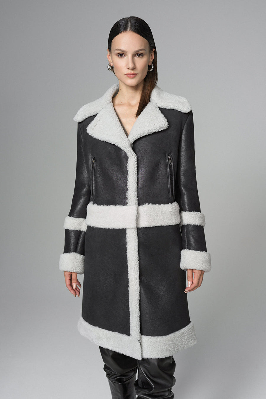Xanthe Rivière — 2-in-1 Black Shearling Fur Overcoat Black Women's Coat or Jacket, alternate view 2