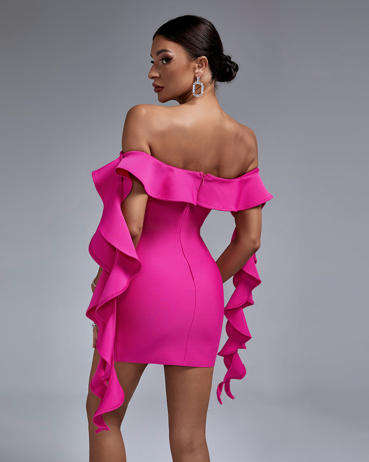 Dahlia Beaumont — Chic Off-Shoulder Ruffle Mini Bandage Dress, alternate view 5