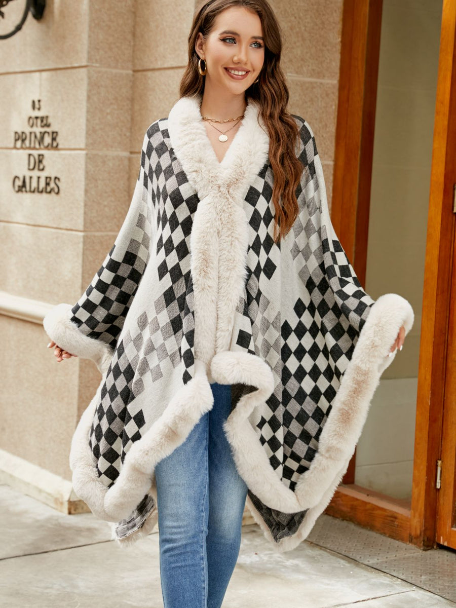 Noa Versailles — Checkered Faux Fur Trim Poncho