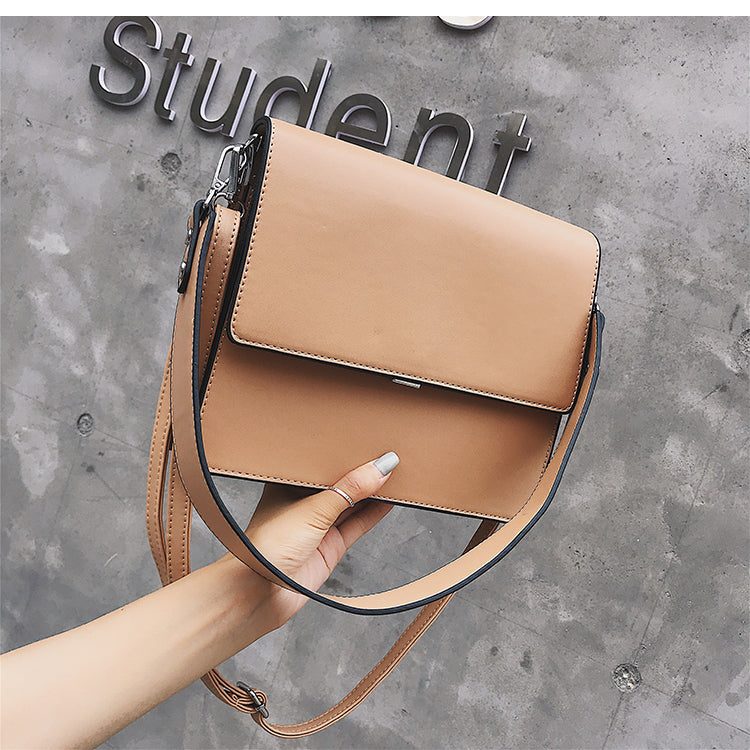 Wide Shoulder Bag Contrast Small Square Bag