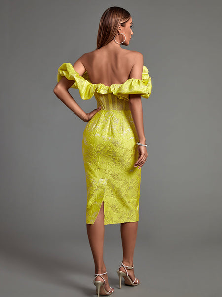 Sleeveless Midi Bodycon Dress with Pleats and Open Back for an Elegant Look