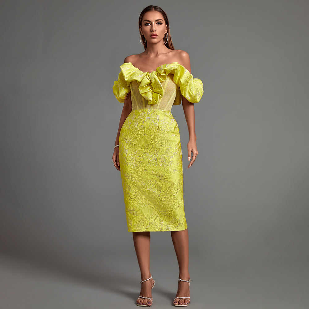 Sleeveless Midi Bodycon Dress with Pleats and Open Back for an Elegant Look