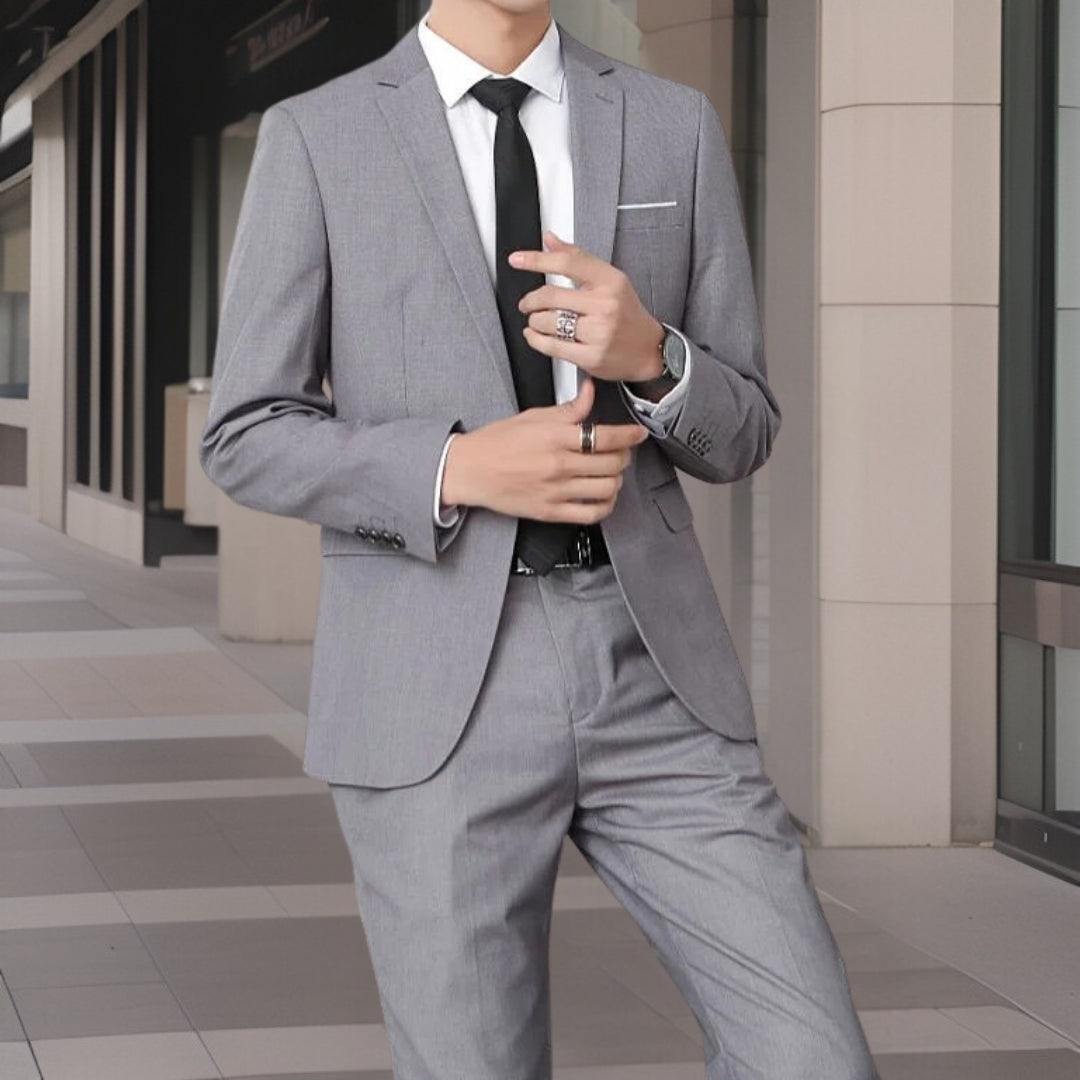 Konstantin™ — High-Quality Classic Business Suit 2-Piece, alternate view 3