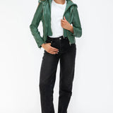 2d253b01-f956-46ff-8017-1f318cce4e18-Max