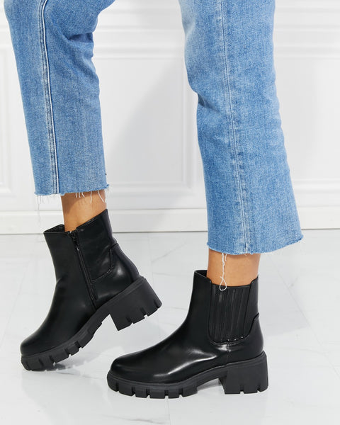 MMShoes What It Takes Lug Sole Chelsea Boots in Black - Opulent Empire