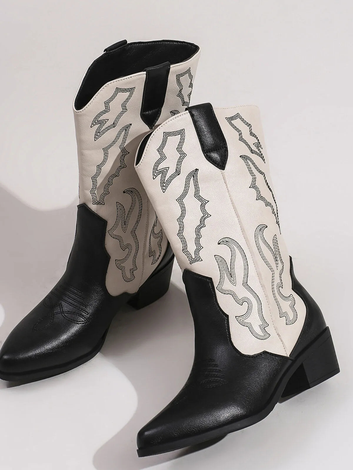 True Vallière — Point Toe Block Heels Boots Fashion Footwear
