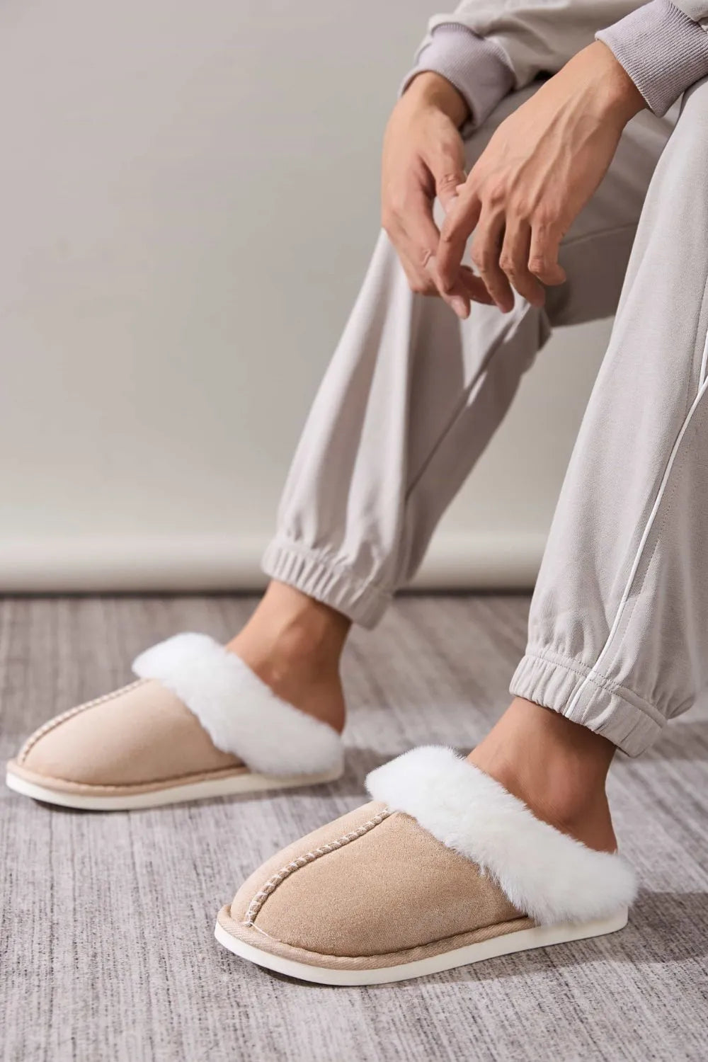 Cove Sorrento — Faux Fur Round Toe Slippers Fashion Footwear, alternate view 3