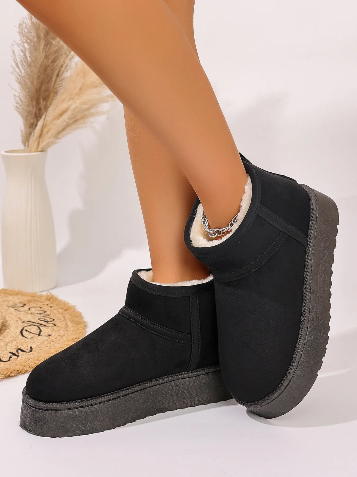 Ocean Bellini — Platform Winter Ankle Boots with Cozy Fleece Lining Fashion Footwear, alternate view 3