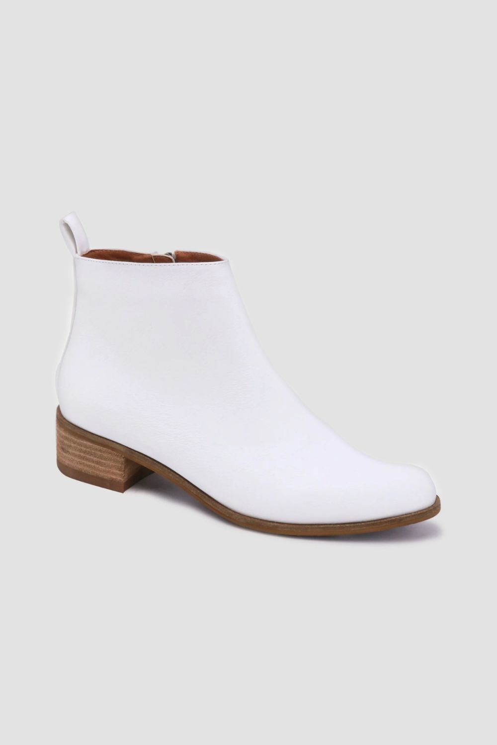 Darcy Montclair — Beast Fashion PU Leather Block Heel Boots, alternate view 3
