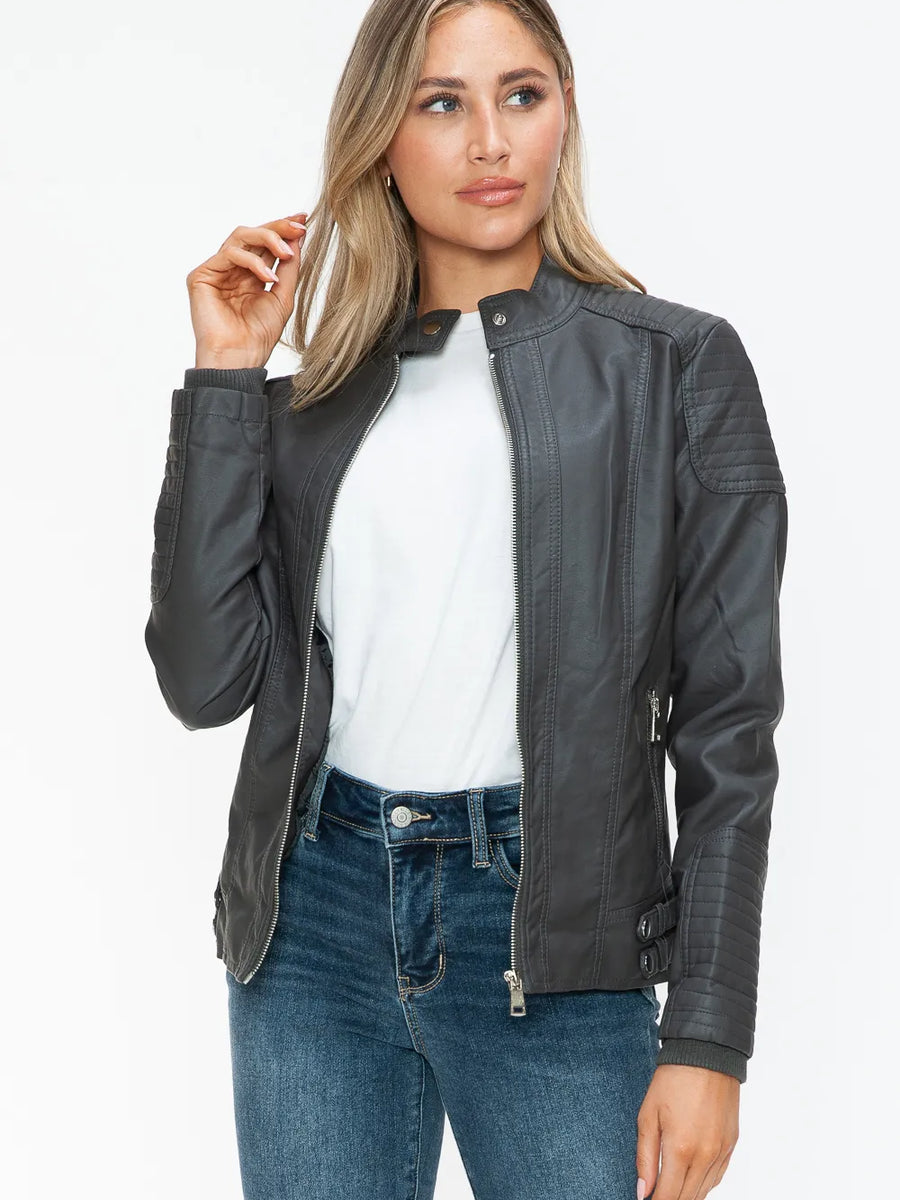 45ffc650-0053-4017-a8bd-a34dce17d111-Max