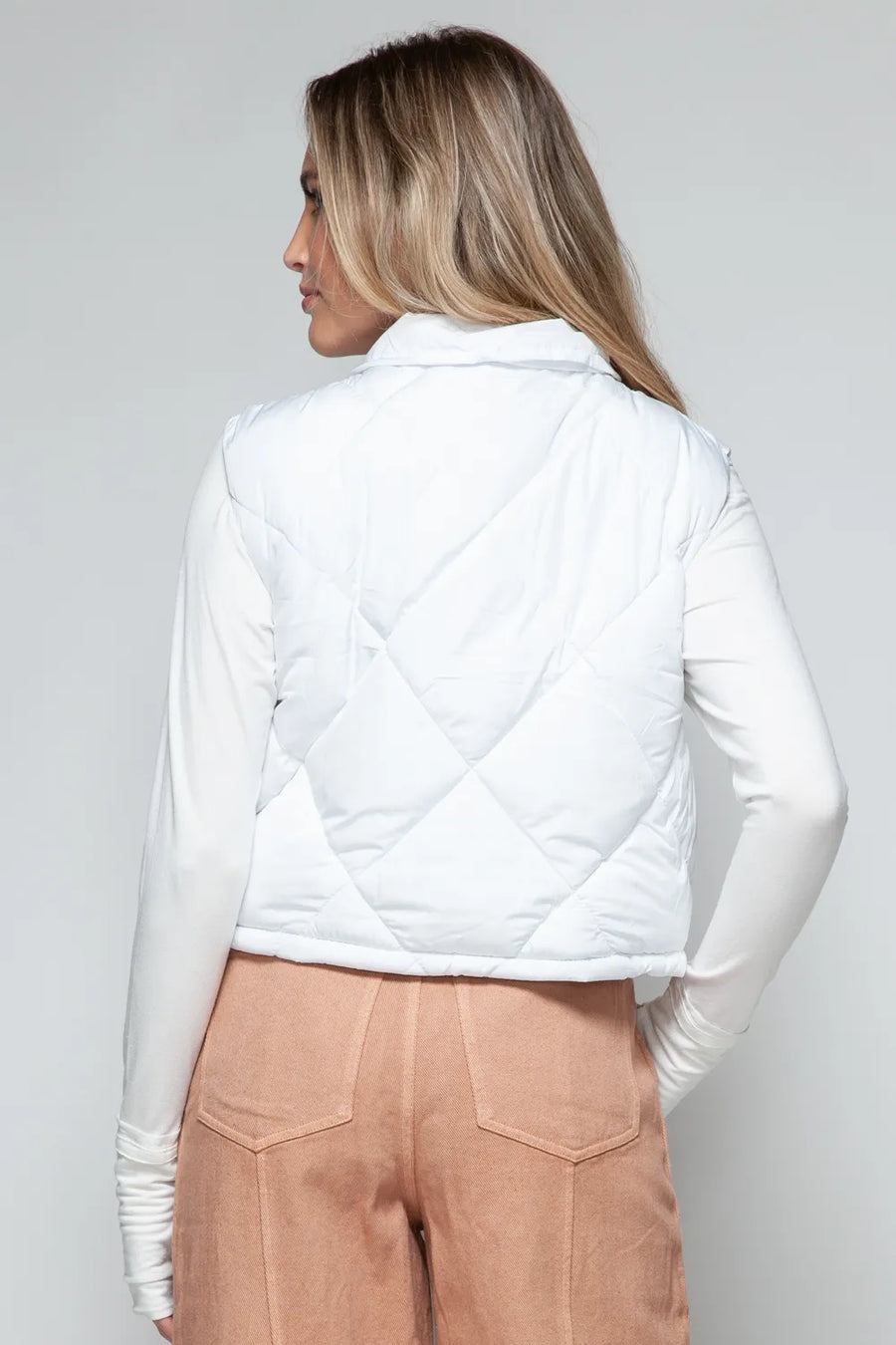 Monroe Rosetti — Snobbish Snap Down Quilted Crop Vest White Coat or Jacket, alternate view 2