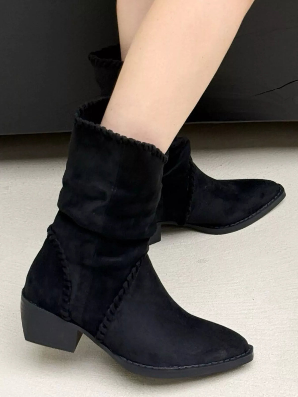 Lior Bellini — Point Toe Block Heels Boots Black Fashion Footwear, alternate view 5