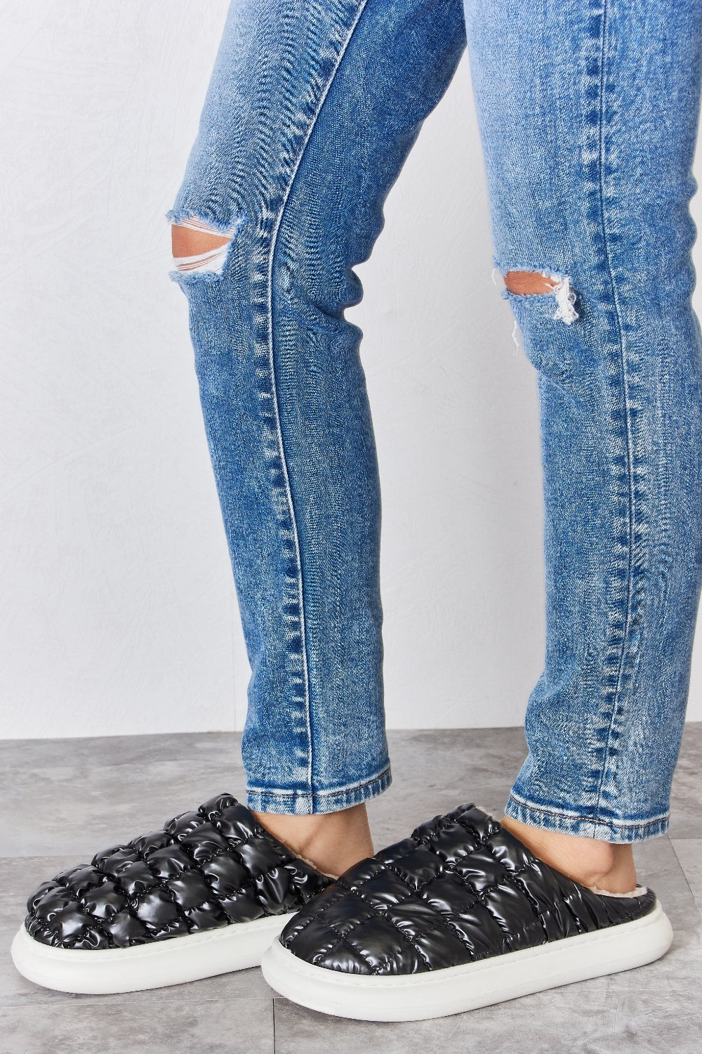 Emery Laurent — Melody Puffer Plush Slippers Black Fashion Footwear, alternate view 4