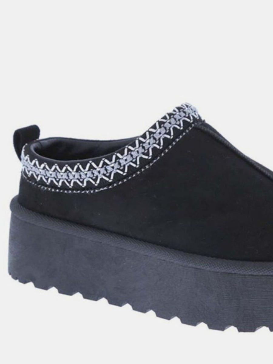 Weeboo Platform Embroidered Trim Slip-On Boots - Opulent Empire