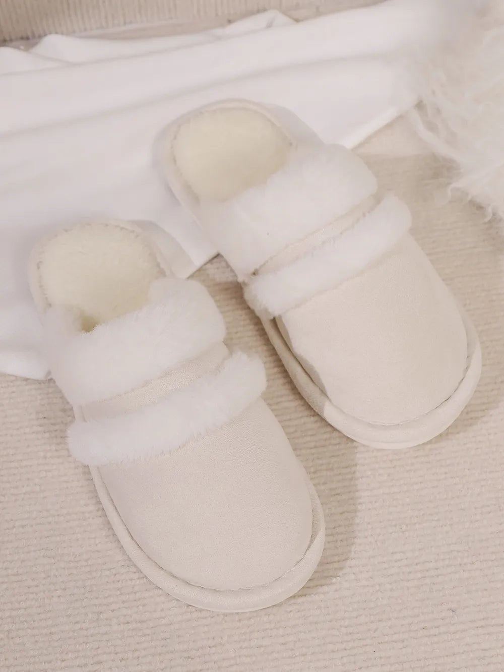 Jules Allegra — Contrast Faux Fur Round Toe Slippers Fashion Footwear, alternate view 11