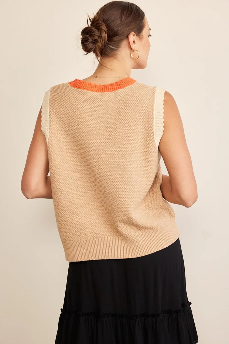 Arden Bellamy — In February Contrast Round Neck Sweater Vest, alternate view 2