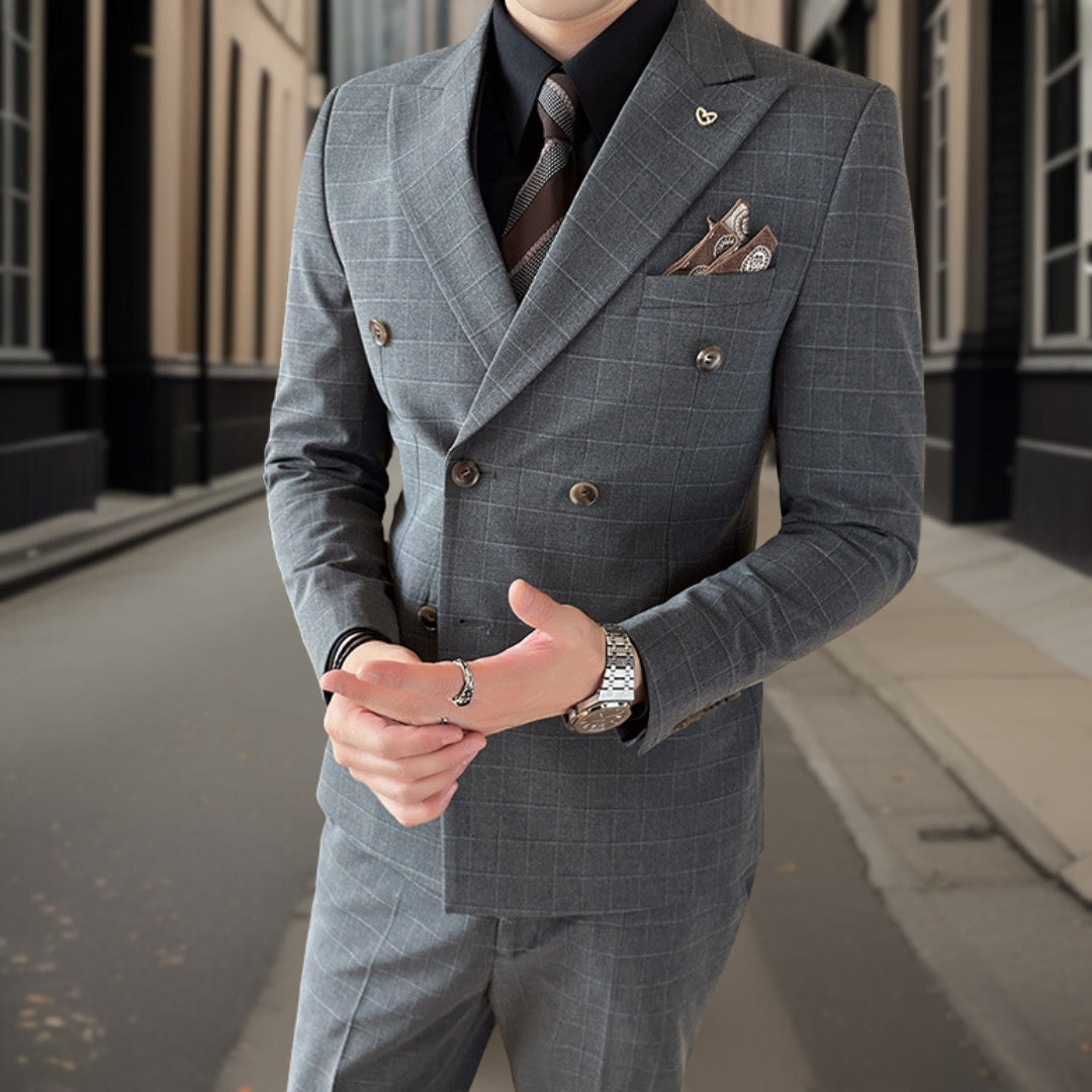 Lorenz™ — Luxurious 3-Piece Tartan Suit, alternate view 9
