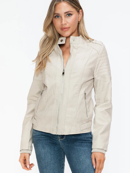 65a59979-572d-4b9d-9c0c-77413f5564f6-Max