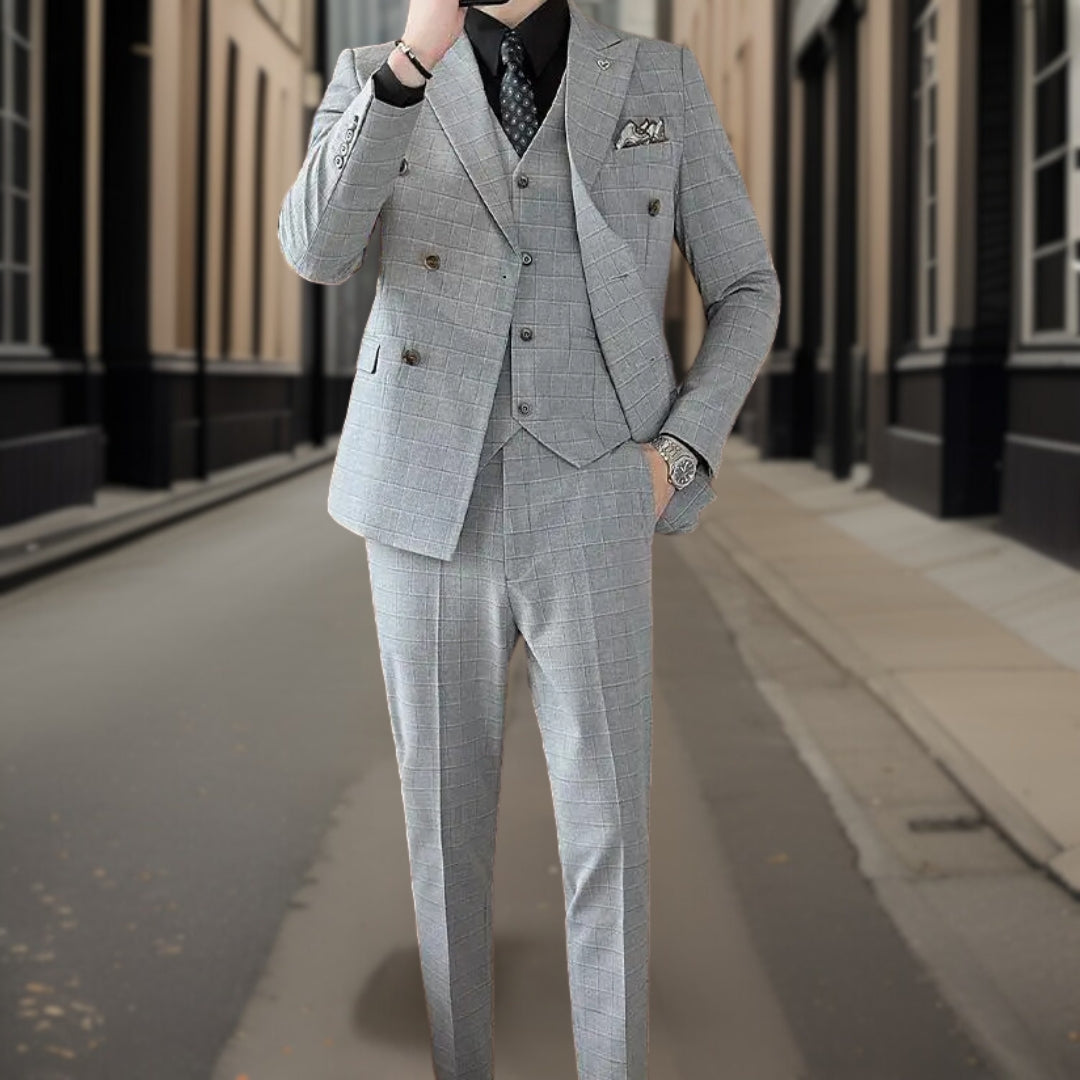 Lorenz™ — Luxurious 3-Piece Tartan Suit, alternate view 3